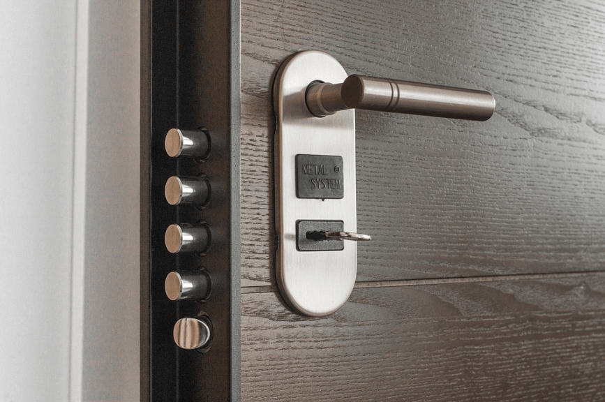 door-accessibility-lock-doorway