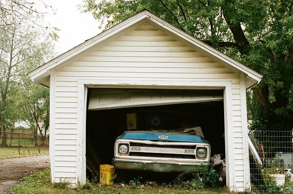 Ideas and Tips for Refurbishing a Garage